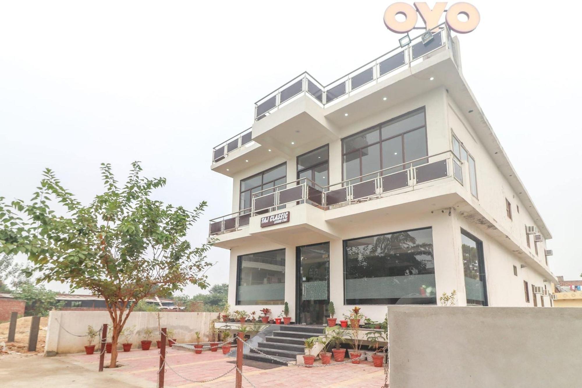 Hotel O Taj Classic Tājganj Exteriör bild