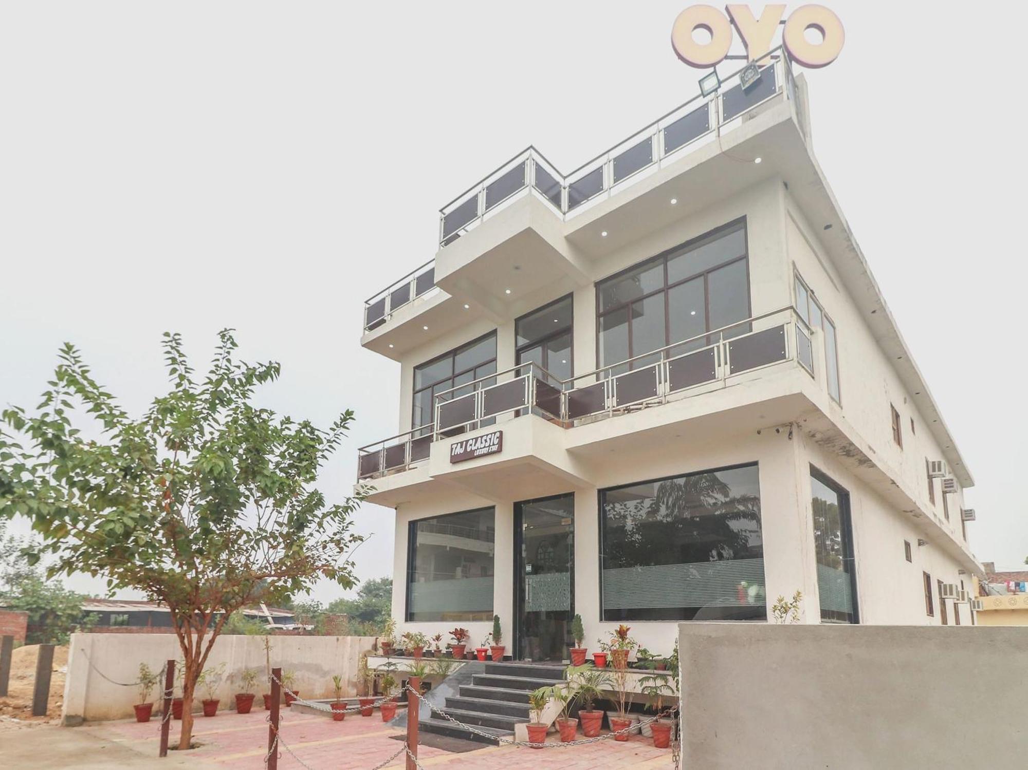Hotel O Taj Classic Tājganj Exteriör bild